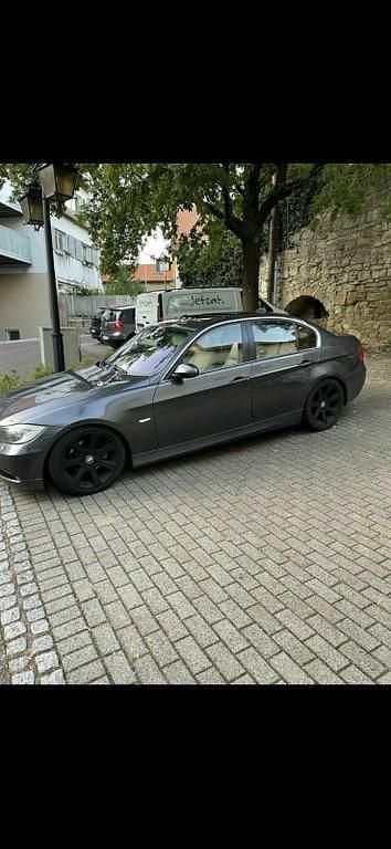 Second-hand BMW 325 218 CP (160 kW) 2004 Gri Berlinǎ