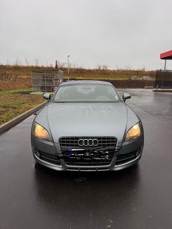 Grau Gebraucht 2006 Audi TT Coupé | 5.800 € (Superpreis) - Bild 1/4