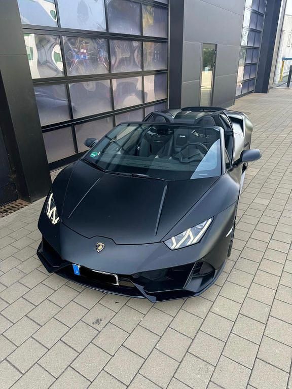 Gebraucht Lamborghini Huracán 640 PS (470 kW) 2024 Schwarz Cabrio