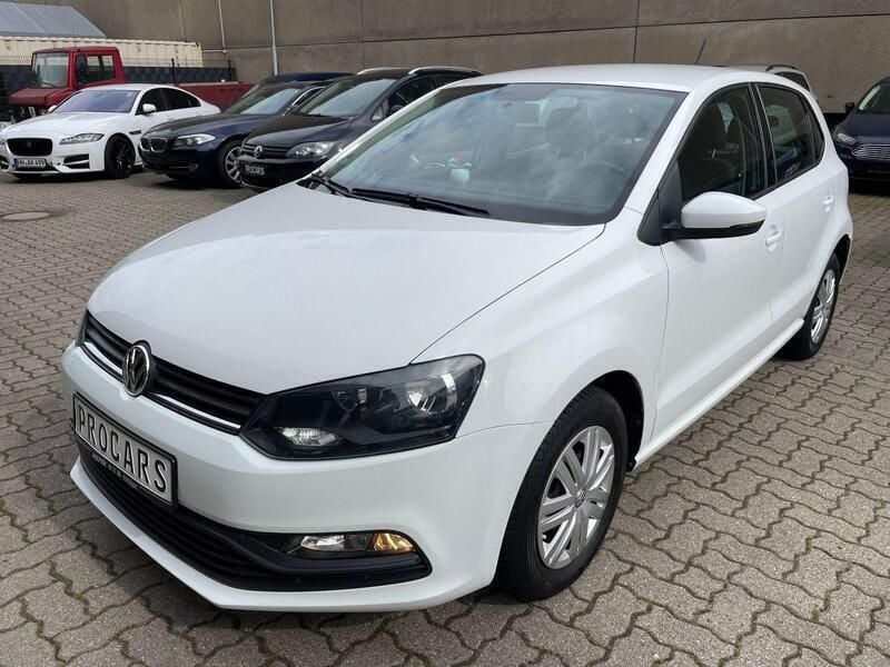 Weiß Gebraucht 2016 VW Polo Kleinwagen | 8.350 € (Guter Preis) - Bild 1/4