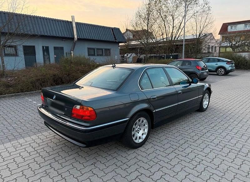 Gebraucht BMW 728 192 PS (141 kW) 2000 Grau Limousine