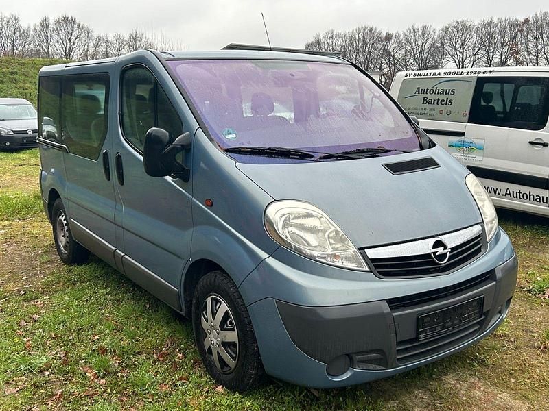 Gebraucht Opel Vivaro 145 PS (106 kW) 2008 Blau Van / Kleinbus