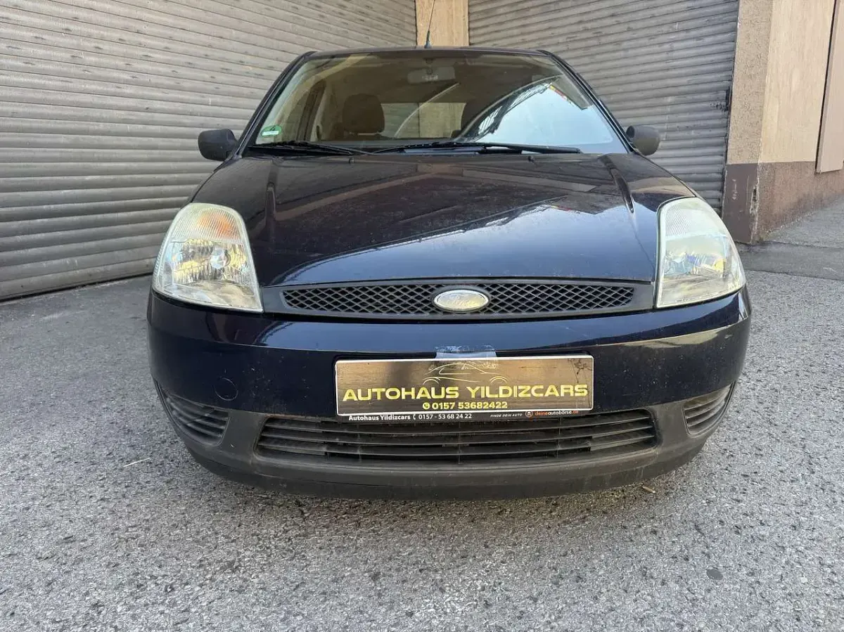 Gebraucht Ford Fiesta 60 PS (44 kW) 2004 Blau Kleinwagen
