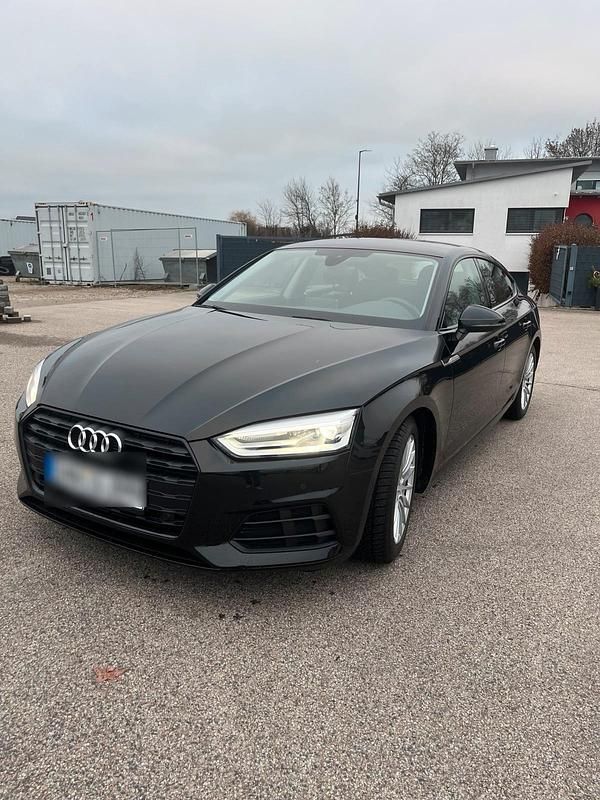 Schwarz Gebraucht 2019 Audi A5 Limousine | 25.000 € (Guter Preis) - Bild 1/4