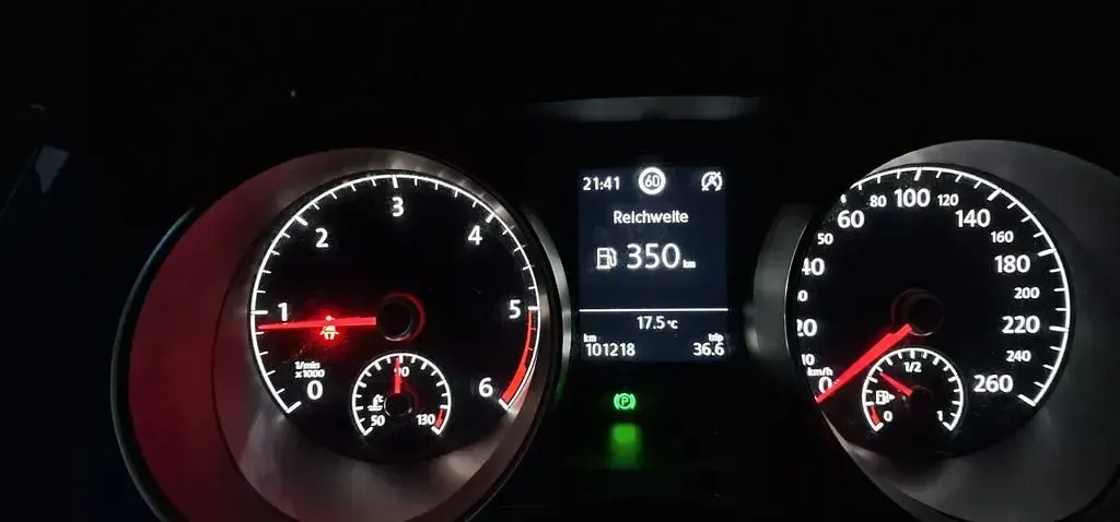 Gebraucht VW Touran Join 150 PS (110 kW) 2018 Blau Van / Kleinbus