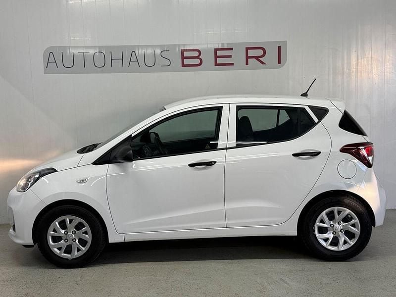 Gebraucht Hyundai i10 Select 67 PS (49 kW) 2019 Other Kleinwagen