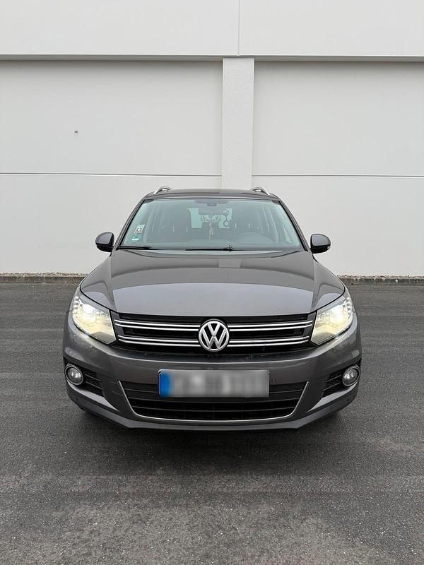 Gebraucht VW Tiguan 150 PS (110 kW) 2012 Grau SUV