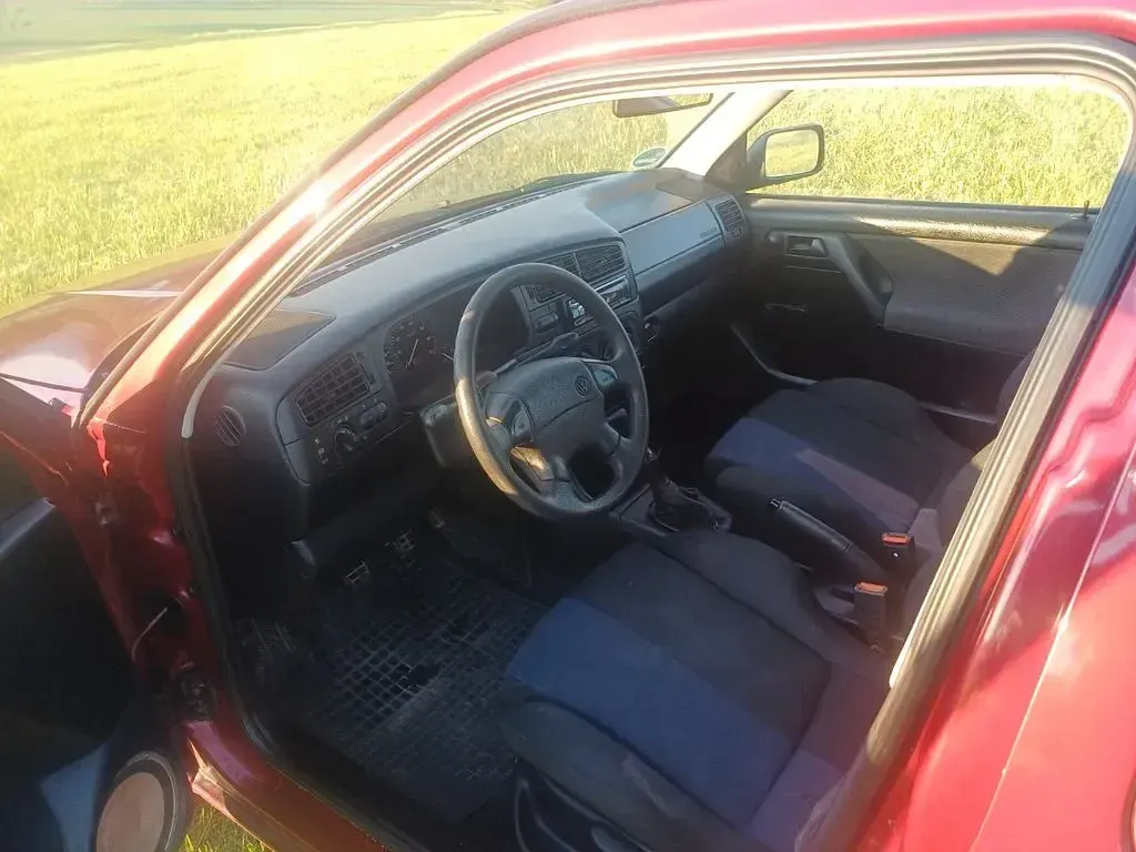 Brugt VW Golf III 90 HK (66 kW) 1996 Rød Sedan