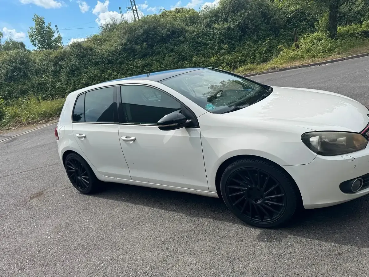 Gebraucht VW Golf VI Highline 160 PS (117 kW) 2009 Weiß Kleinwagen