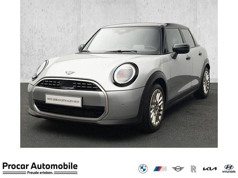 Gebraucht Mini Cooper Favoured 156 PS (114 kW) 2024 Silber Kleinwagen