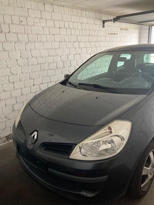 Gebraucht 2007 Renault Clio II Authentique Limousine | 2.500 € (Fairer Preis) - Bild 1/4