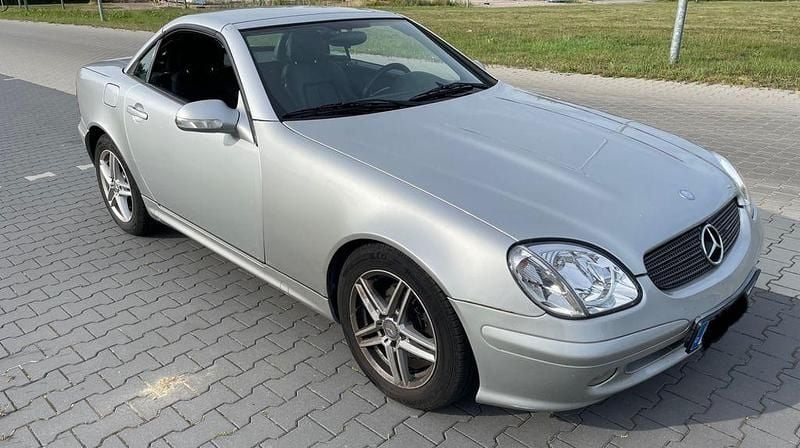 Gebraucht Mercedes SLK200 163 PS (119 kW) 2001 Silber Cabrio