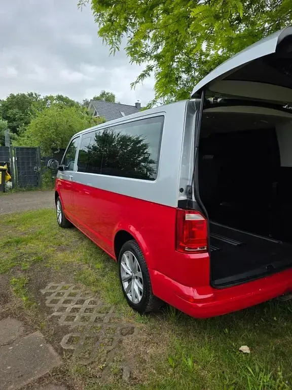 Gebraucht VW Multivan 150 PS (110 kW) 2016 Silber Van / Kleinbus