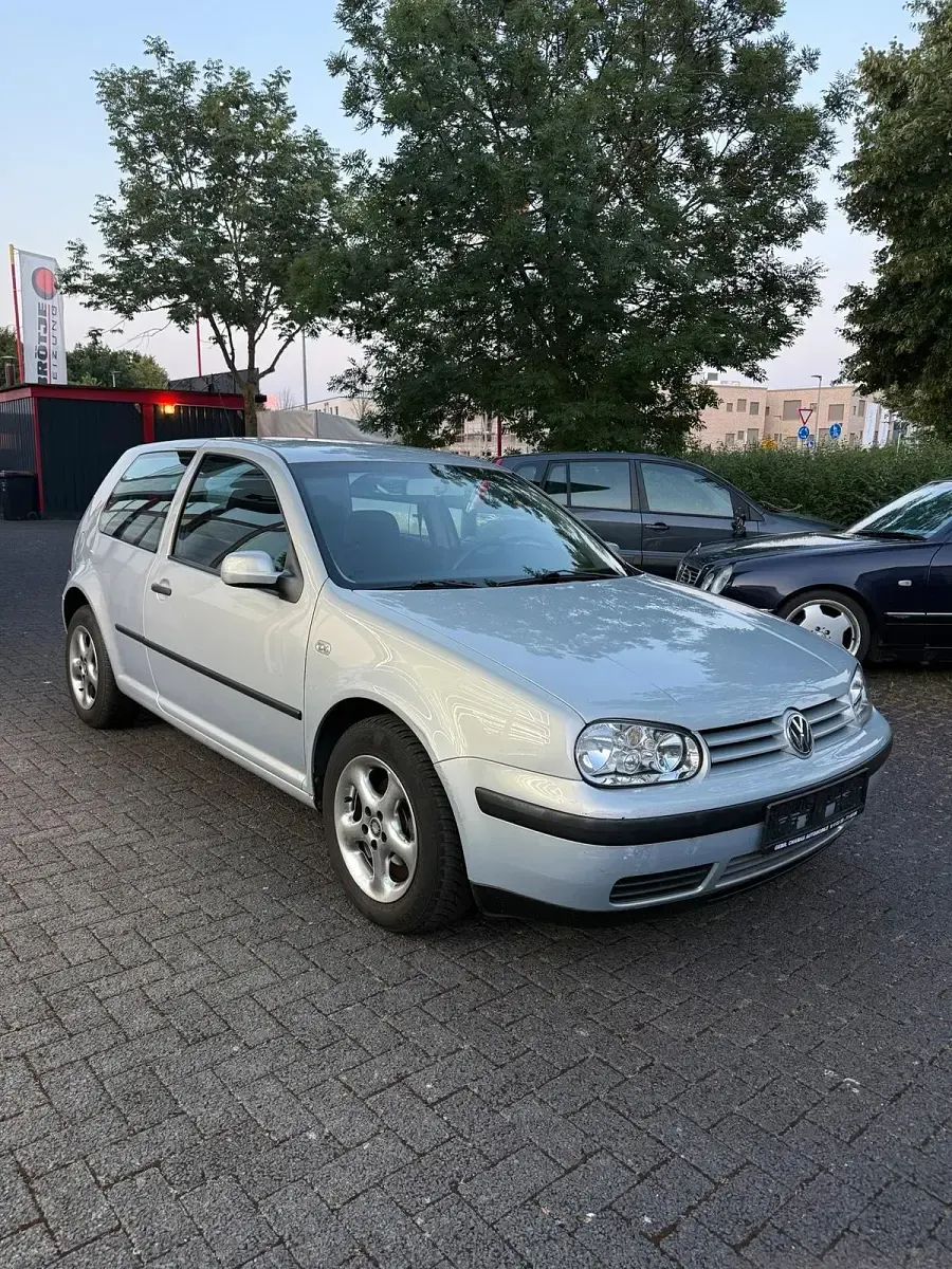 Gebraucht VW Golf III 101 PS (74 kW) 1999 Grau Kleinwagen
