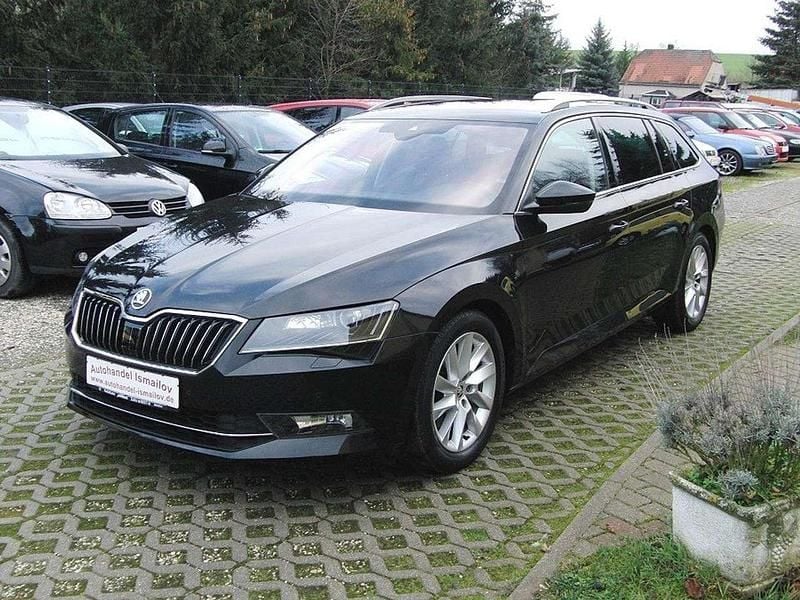 Schwarz Gebraucht 2017 Skoda Superb Style Kombi | 15.800 € (Guter Preis) - Bild 1/4