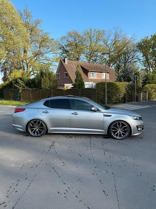 Usata Kia Optima 140 CV (102 kW) 2012 Argento Berlina