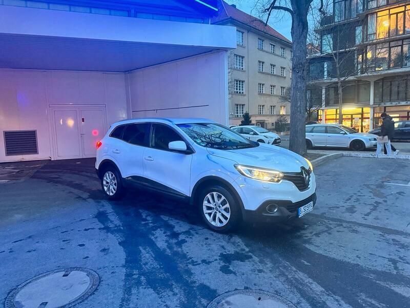 Weiß Gebraucht 2018 Renault Kadjar Business SUV | 10.500 € (Fairer Preis) - Bild 1/3