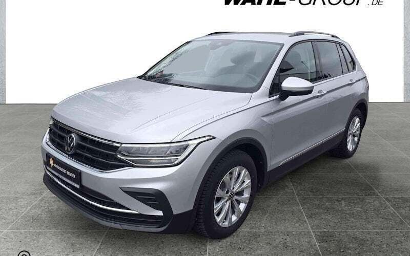 Silber Gebraucht 2024 VW Tiguan Life SUV | 33.780 € (Guter Preis) - Bild 1/4