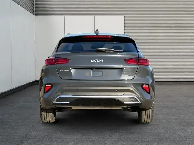 Neu Kia XCeed Exclusive 116 PS (85 kW) 2026 Grau SUV