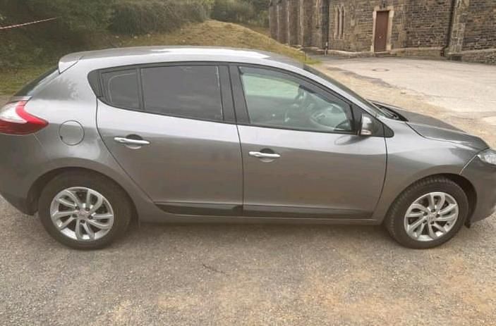Gebraucht Renault Mégane 110 PS (80 kW) 2009 Grau Limousine