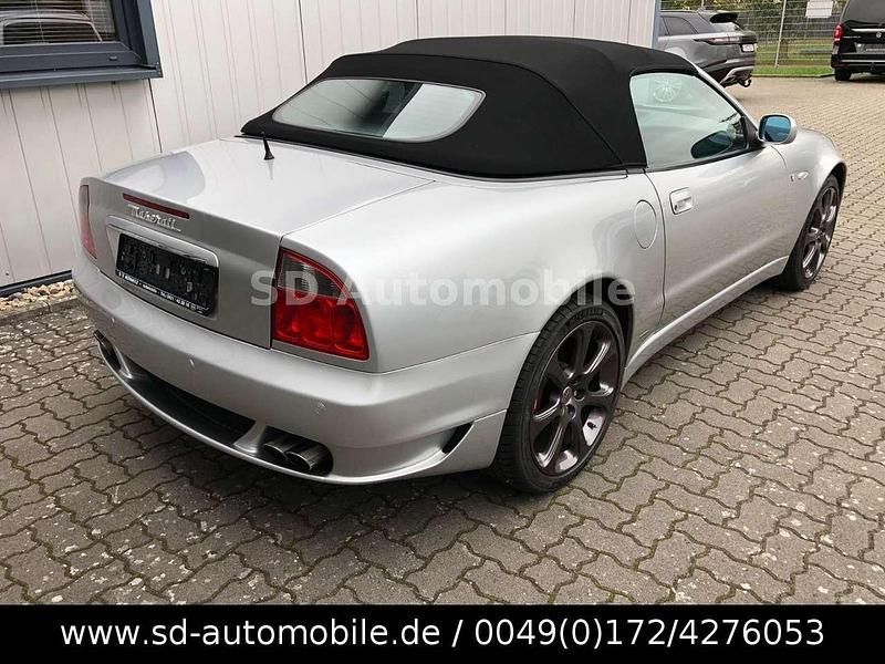 Gebraucht Maserati 4200 390 PS (286 kW) 2004 Silber Cabrio