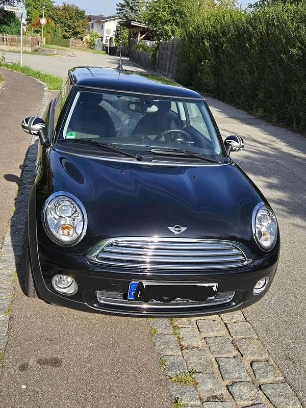 Schwarz Gebraucht 2009 Mini ONE Kleinwagen | 7.250 € (Teuer) - Bild 1/4