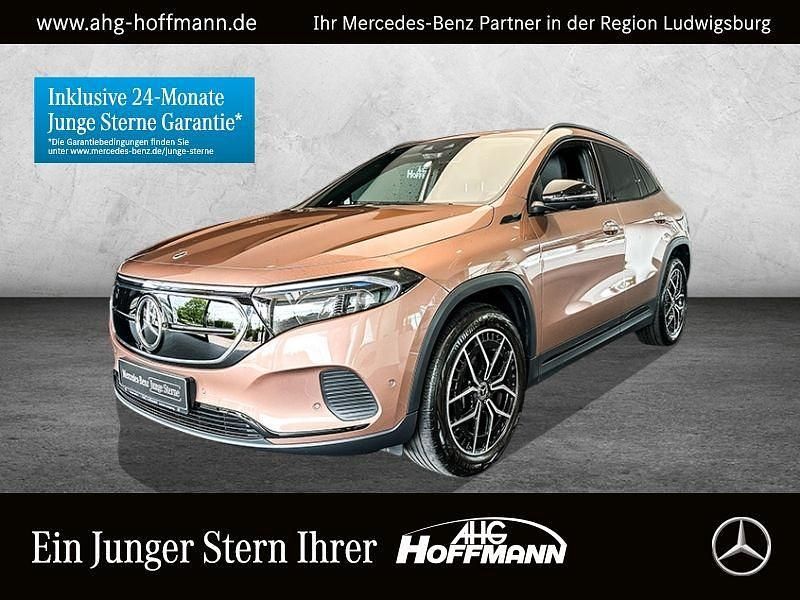 Gold Gebraucht 2022 Mercedes EQA250 Electric Art SUV | 28.420 € (Superpreis) - Bild 1/4