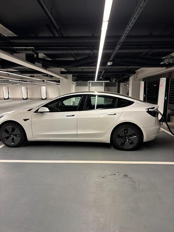 Gebraucht Tesla Model 3 Standard Range Plus 220 kW (300 PS) 2021 Limousine