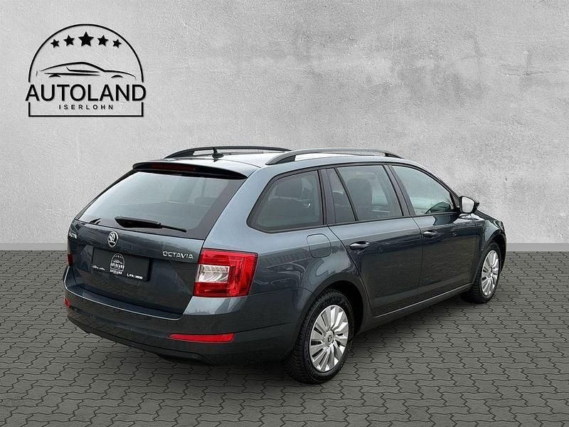 Gebraucht Skoda Octavia Ambition 150 PS (110 kW) 2016 Grau Kleinwagen