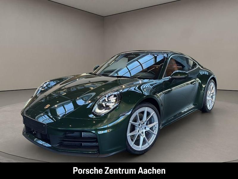 Gruen Neu 2025 Porsche 911 Carrera Coupé | 169.775 € (Teuer) - Bild 1/4