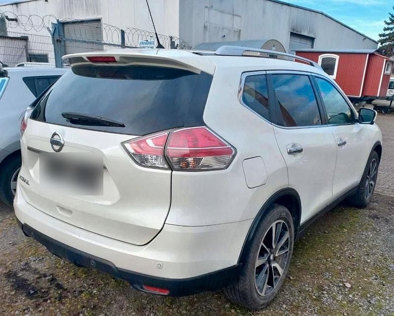 Gebraucht Nissan X-Trail 130 PS (95 kW) 2015 Weiß SUV