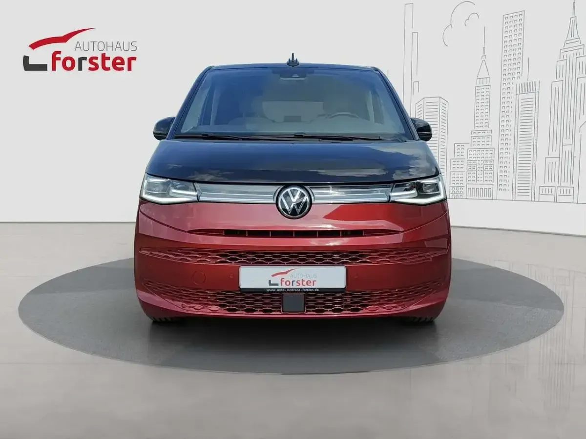 Używany VW T7 Style 150 KM (110 kW) 2024 Czerwony Van