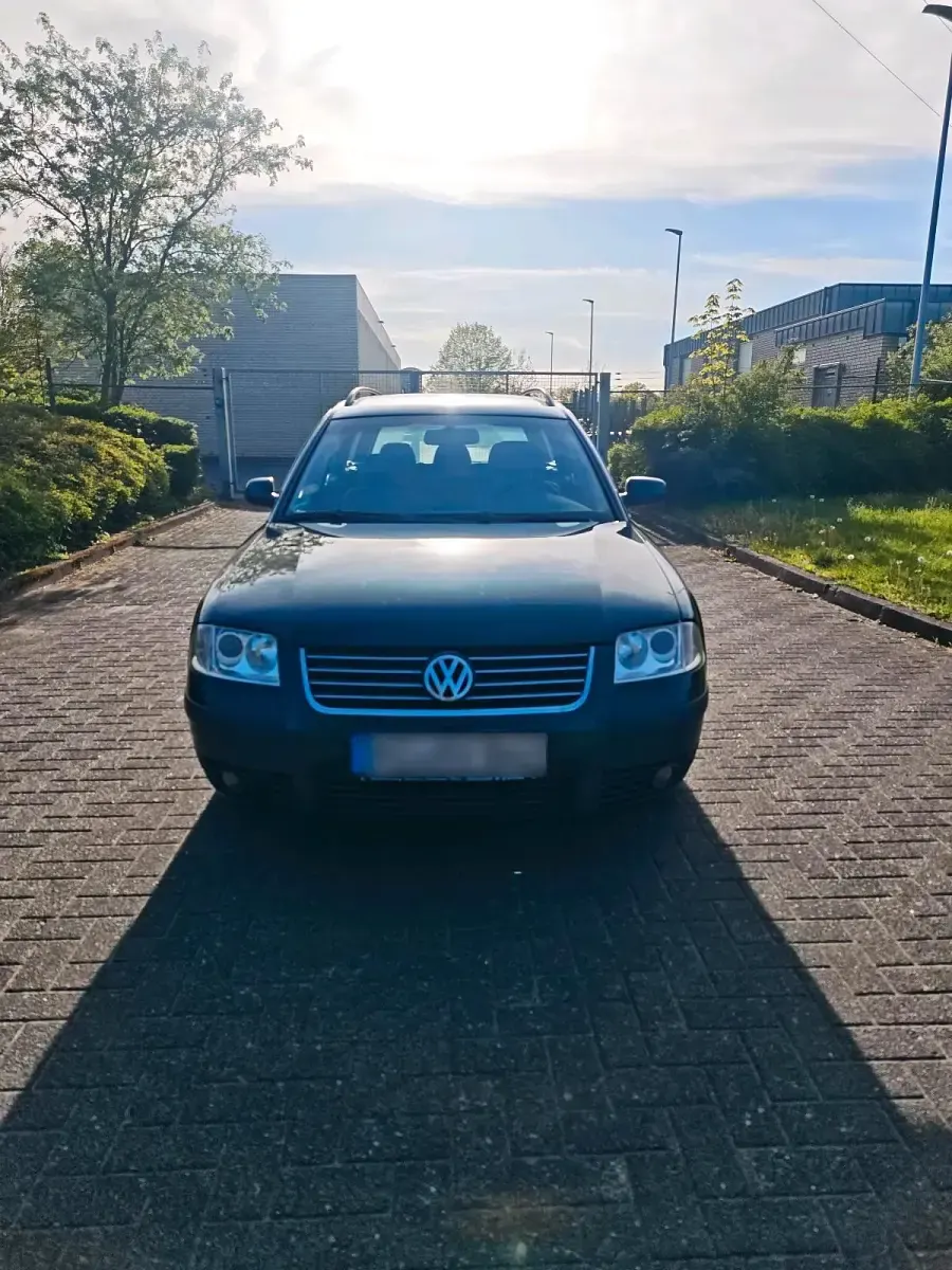 Usata VW Passat 131 CV (96 kW) 2003 Verde Station wagon