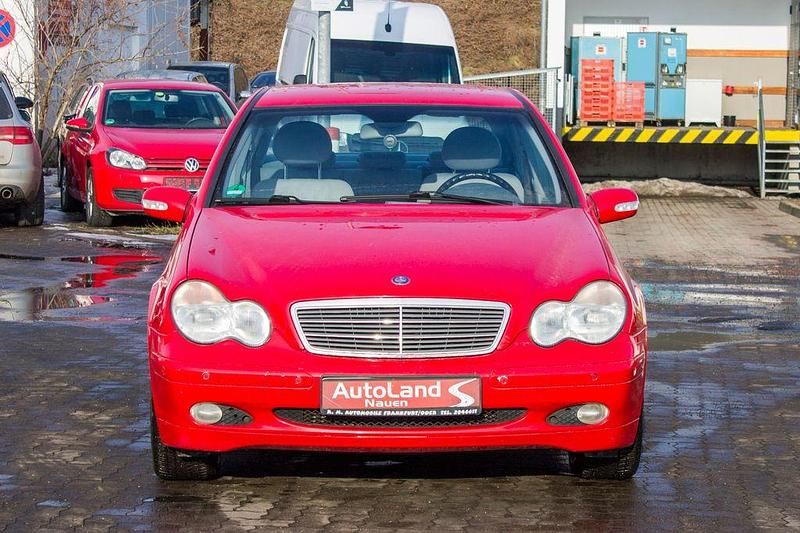 Gebraucht Mercedes C180 Classic 143 PS (105 kW) 2003 Rot Limousine