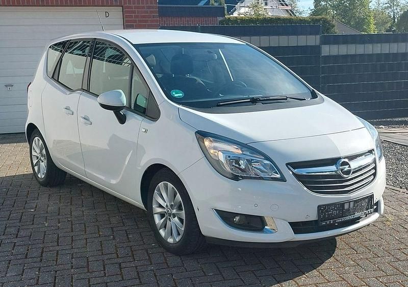 Używany Opel Meriva Style 120 KM (88 kW) 2014 Biały Minivan