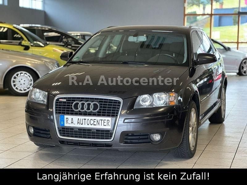 Gebraucht Audi A3 Ambiente 140 PS (102 kW) 2004 Grau Kleinwagen