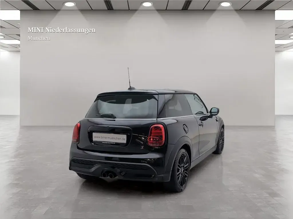 Second-hand Mini Cooper S 178 CP (130 kW) 2023 Negru Hatchback