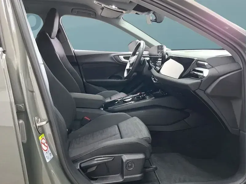 Second-hand Audi A5 204 CP (150 kW) 2025 Gri Berlinǎ