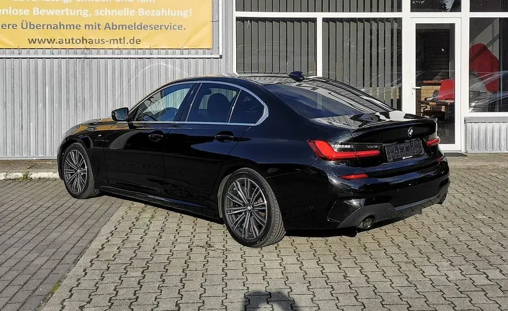 Gebraucht BMW 320 M Sport 190 PS (139 kW) 2020 Schwarz Limousine