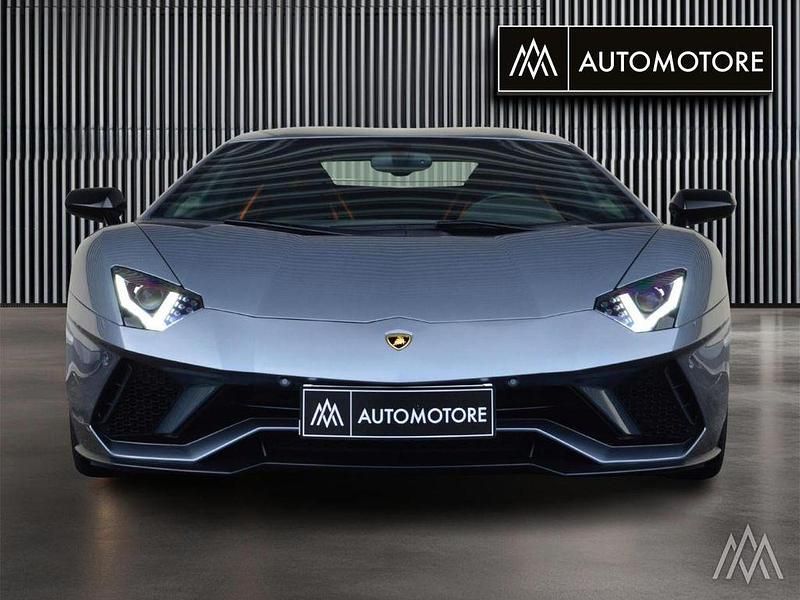 Usata Lamborghini Aventador 740 CV (544 kW) 2018 Grigio Coupé