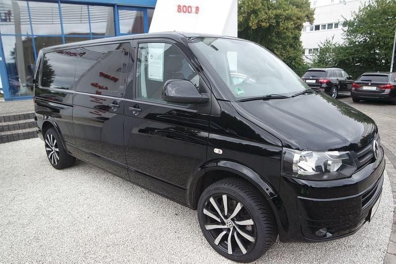Gebraucht VW Caravelle 179 PS (131 kW) 2010 Schwarz Van / Kleinbus