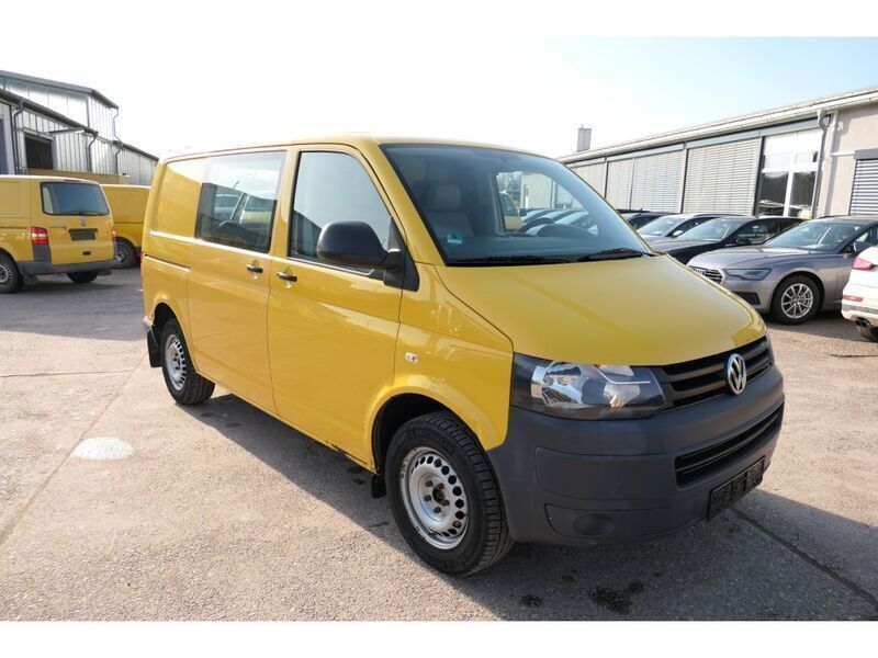 Gebraucht VW T5 84 PS (61 kW) 2011 Ginstergelb r1032 Van