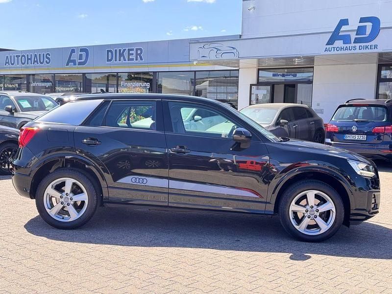 Gebraucht Audi Q2 Sport 150 PS (110 kW) 2020 Mythosschwarz SUV
