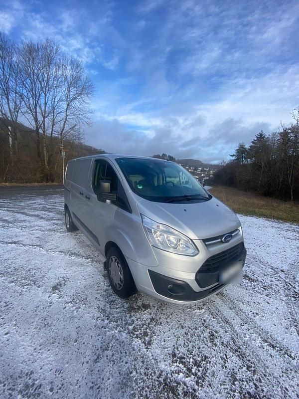 Gebraucht Ford Transit Custom 131 PS (96 kW) 2017 Silber Van / Kleinbus