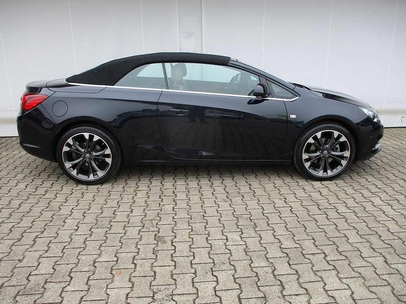 Gebraucht Opel Cascada Ultimate 170 PS (125 kW) 2019 Tiefsee blau Cabrio