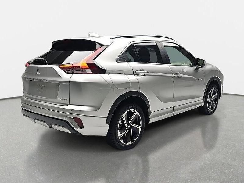 Gebraucht Mitsubishi Eclipse Cross Select 188 PS (138 kW) 2025 Silber SUV