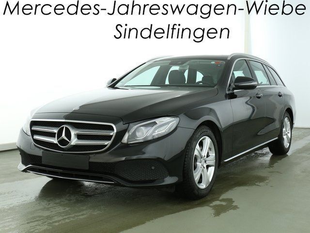Gebraucht Mercedes E220 Avantgarde 194 PS (142 kW) 2017 Schwarz metallic Kombi
