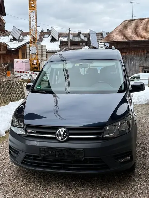 Gebraucht VW Caddy 122 PS (89 kW) 2019 Blau Van / Kleinbus