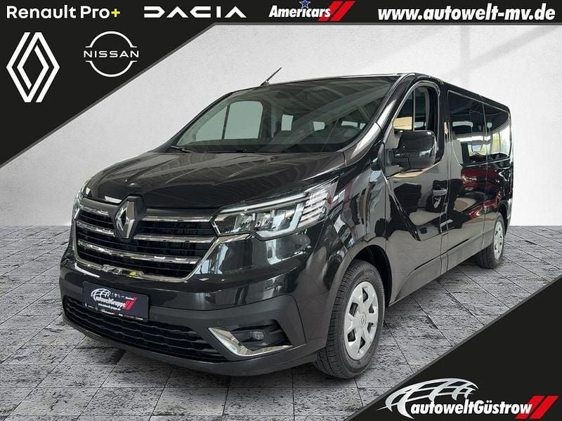 Schwarz Gebraucht 2024 Renault Trafic Life Van | 40.990 € (Teuer) - Bild 1/4