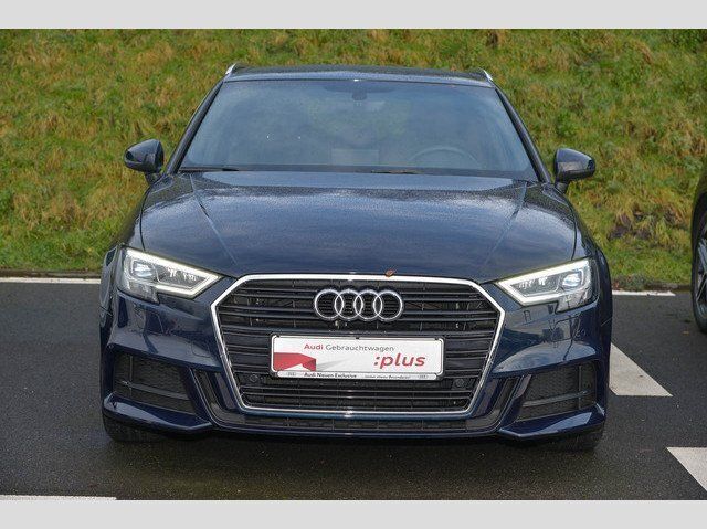 Gebraucht Audi A3 Sportback S-Line 150 PS (110 kW) 2017 Blau metallic Kleinwagen